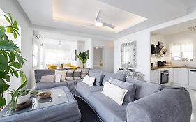 Las Flores Marbella Centro By Aora Stay